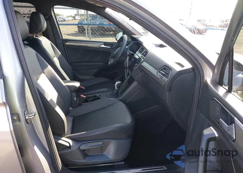 2024 Volkswagen Tiguan 2.0T Se R-Line Black z USA, uszkodzony, nr VIN 3VVCB7AX5RM077924